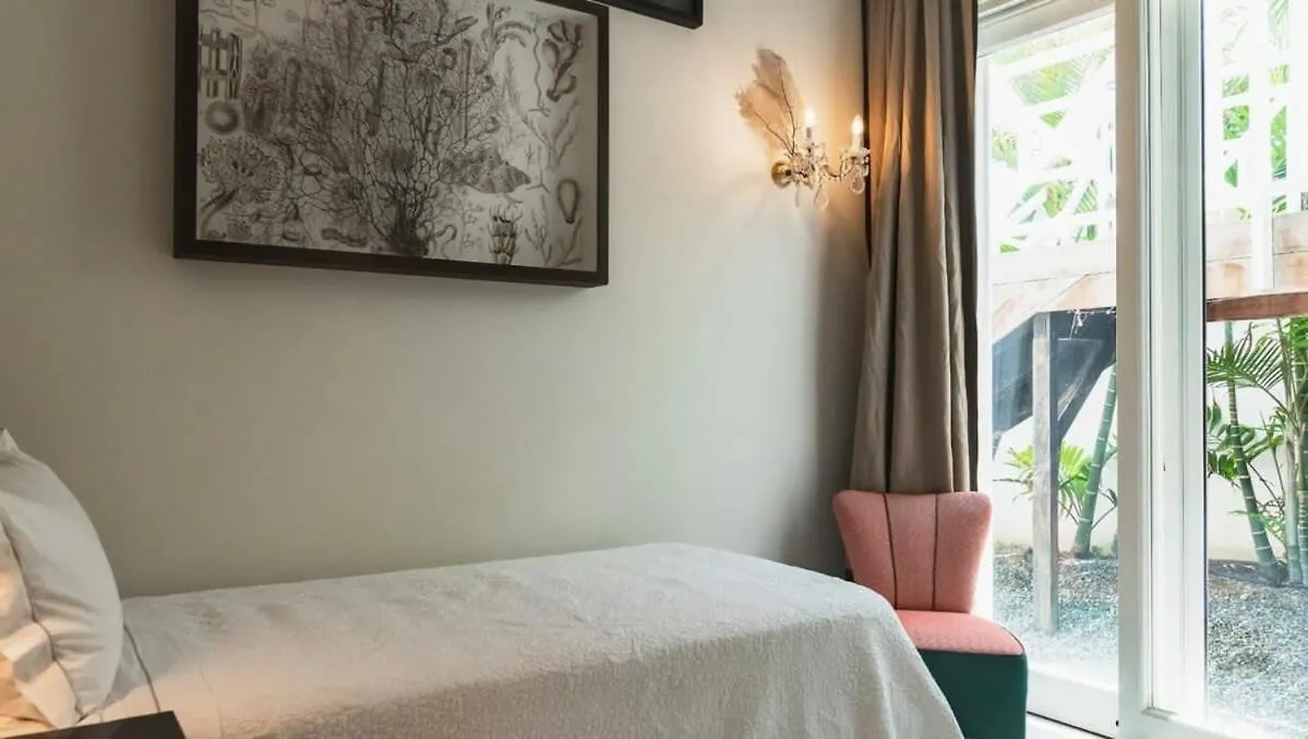 Vila Architectural Gem In The Heart Of A Lush Vegetation Gustavia